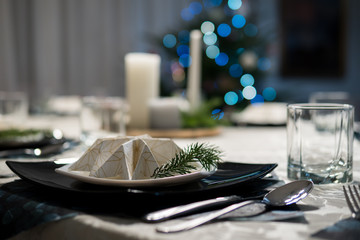 elegant table setting