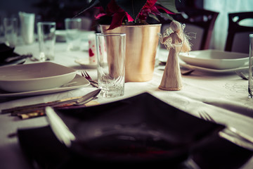 elegant table setting