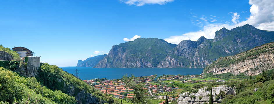 Landschaftspanorama Torbole am Gardasee