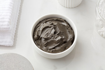 Top view of mud mask in bowl.