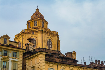 Fototapeta na wymiar San Lorenzo Church in Turin, Italy