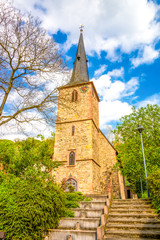Fototapeta na wymiar Katholische Kirche im Odenwald 