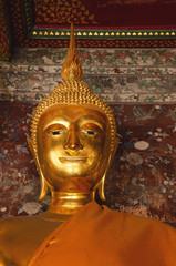 testa di Buddha dorata tempio religione
