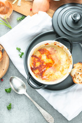 french onion gratin soup