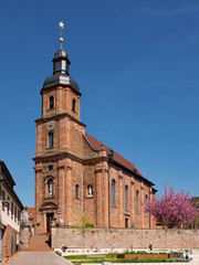 Fototapeta na wymiar St. Martin Kirche in Mömlingen im Odenwald in Unterfranken, Bayern, Deutschland 