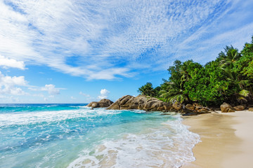 Beautiful wild lonely beach, police bay, seychelles 10 © Christian B.