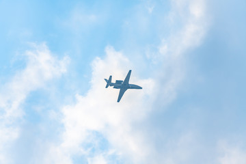 Fototapeta na wymiar A plane flying in the sky.