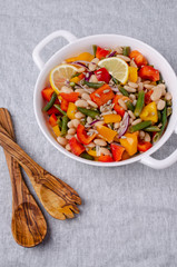 Vegetable salad with beans