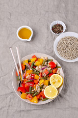Vegetable salad with beans