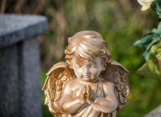 statue of an angel