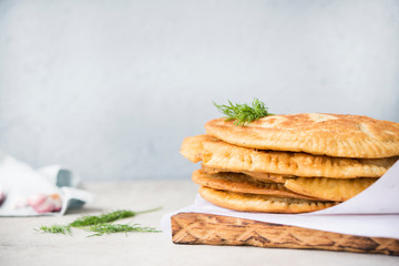 Постное блюдо. Чебуреки с картофелем и грибами. Ужин