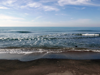mare mosso in una giornata d'inverno