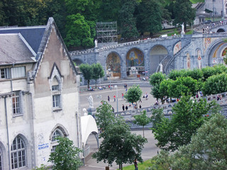 Fototapeta na wymiar Basilica de Lourdes Our Lady of Lourdes Immaculate Conception Chapel France