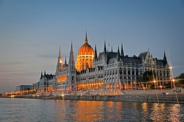 Fototapeta na wymiar Beautiful building of Parliament in Budapest, popular travel destination