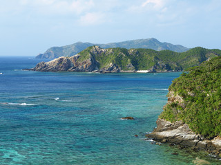 青空と沖縄の海