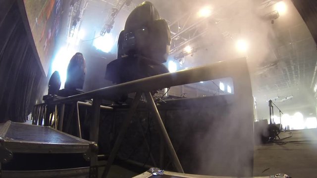 050 maquina de humo en escenario show