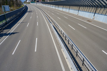 Autobahn in der Nähe von Zürich, Schweiz