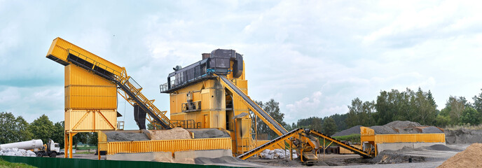 Mobile concrete batching plant. Equipment for production of asphalt, cement and concrete for road...