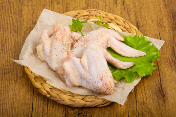 Raw chicken wings