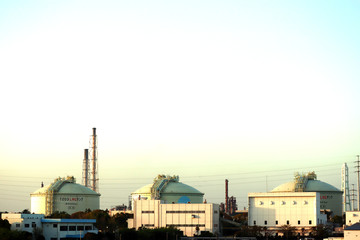 愛知県知多市のタンク群