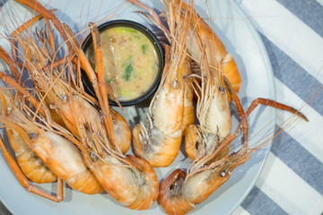 Fresh boiled shrimp served with Thai hot and spicy sauce