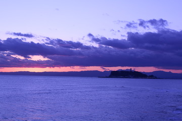 日没後の江ノ島