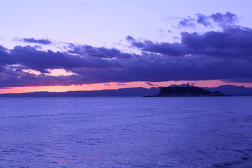 日没後の江ノ島