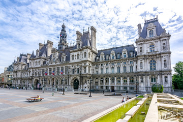 Fototapeta na wymiar City Hall (Hotel de Ville) in Paris, France