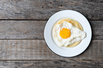 fried egg with tortilla