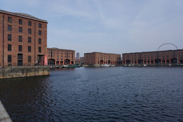Fototapeta na wymiar Albert Dock, Liverpool