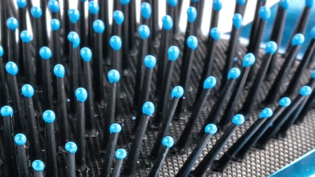 Massage comb. Approaching, zooming. 4K