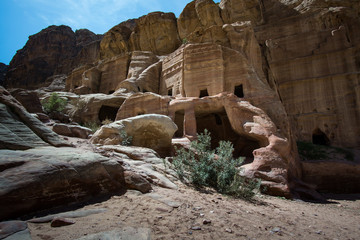 ehemalige Höhlenwohnungen in Petra