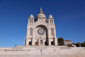 Fototapeta na wymiar Santuário de Santa Luzia em Viana do Castelo em Portugal