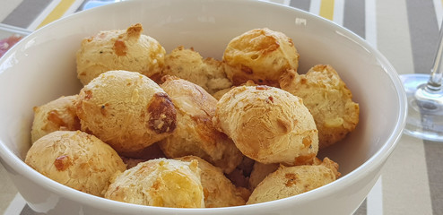 PÃO DE QUEIJO LEGÍTIMO