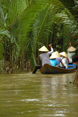 vietnam boat people