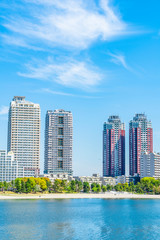 Obraz premium 東京の高層マンション High-rise apartment in Tokyo