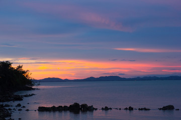 Fototapeta na wymiar sunset over the sea 5