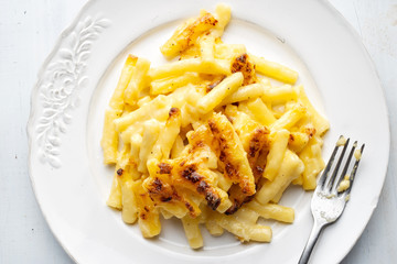 rustic golden creamy mac macaroni and cheese
