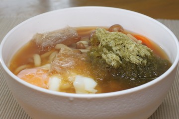 温かい汁うどん
