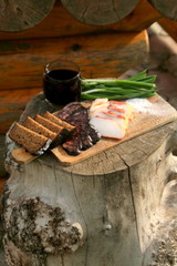 сало,колбаса.