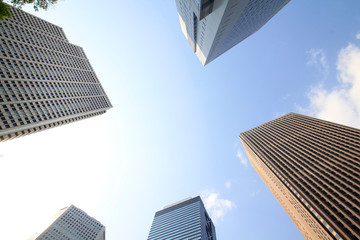 Fototapeta na wymiar 新宿高層ビル群と青空