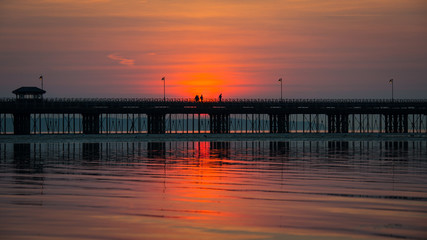 Fototapeta na wymiar Isle of Wight serene sunset with pier detail