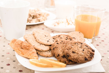 plate of cookies for breakfast