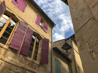Fototapeta na wymiar Old house in Provence