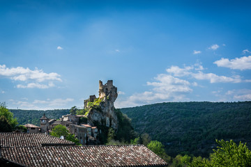 Vue sur le château de Penne, Tarn