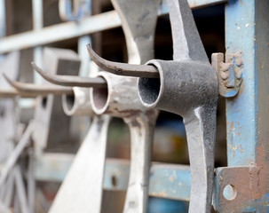 digging handle and hardware