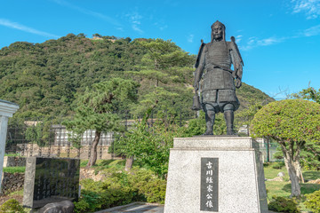 鳥取城 吉川経家公像