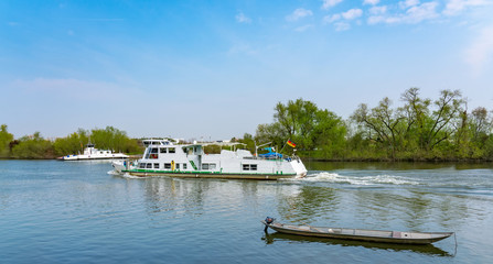 Obraz premium Am Main in Seligenstadt
