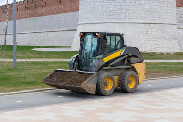 street cleaning tractor