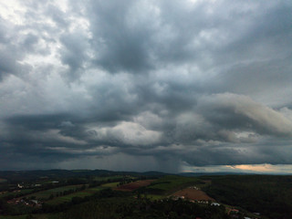 nuvens de chuva